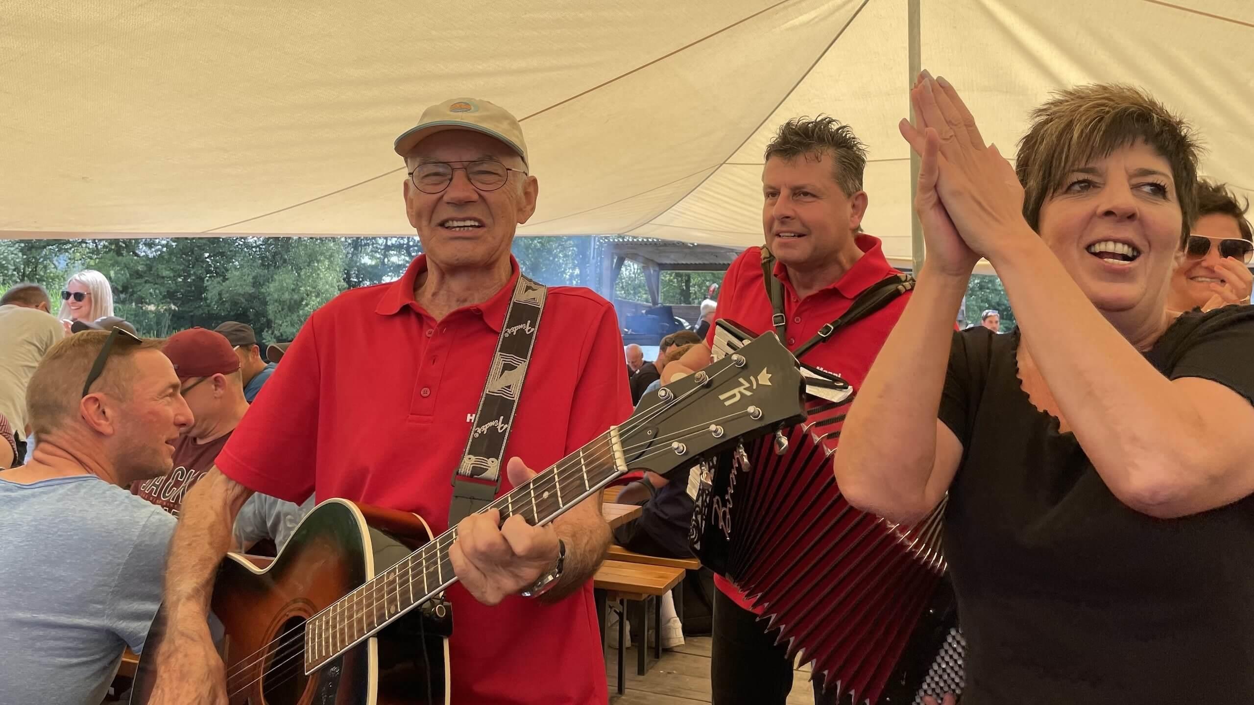 Bordmusik für Ihre Unterhaltung