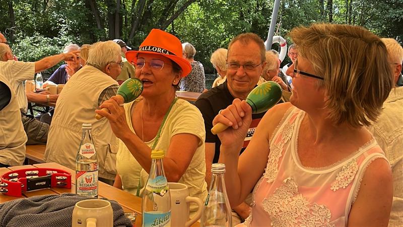 es darf gesungen werden!